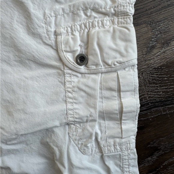 Tommy Hilfiger White Cargo Capri Pants - Picture 5 of 7